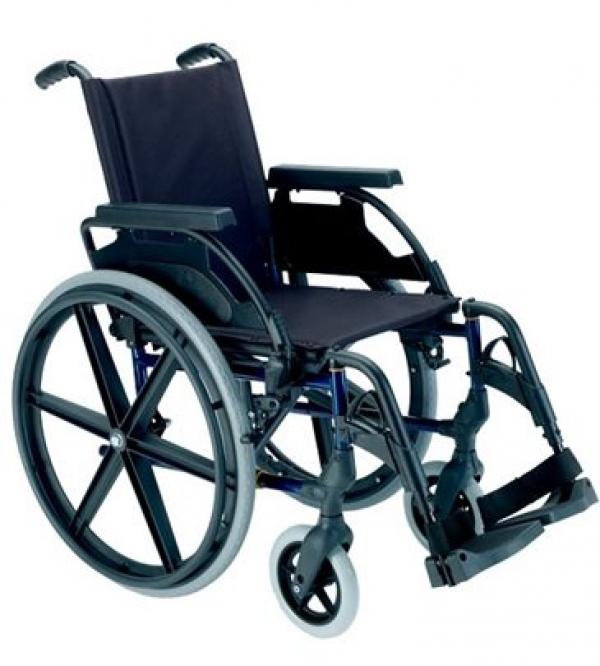 Αναπηρικό αμαξίδιο Breezy Premium